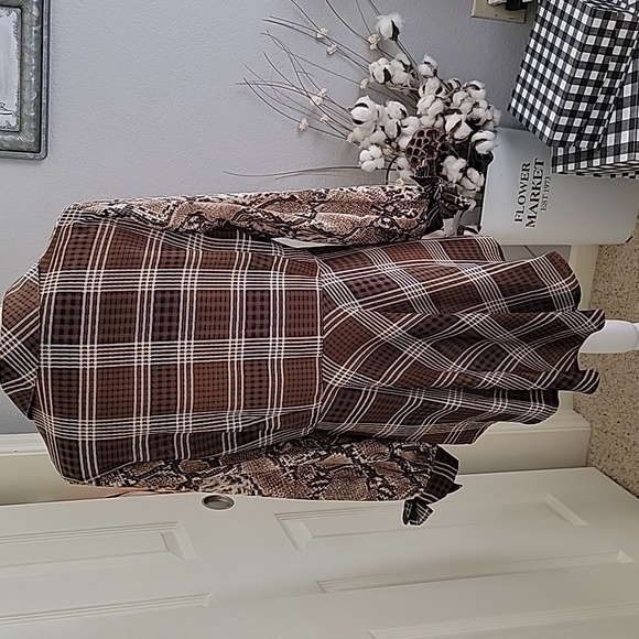 Blouse hi-low hem - Picture 5 of 8